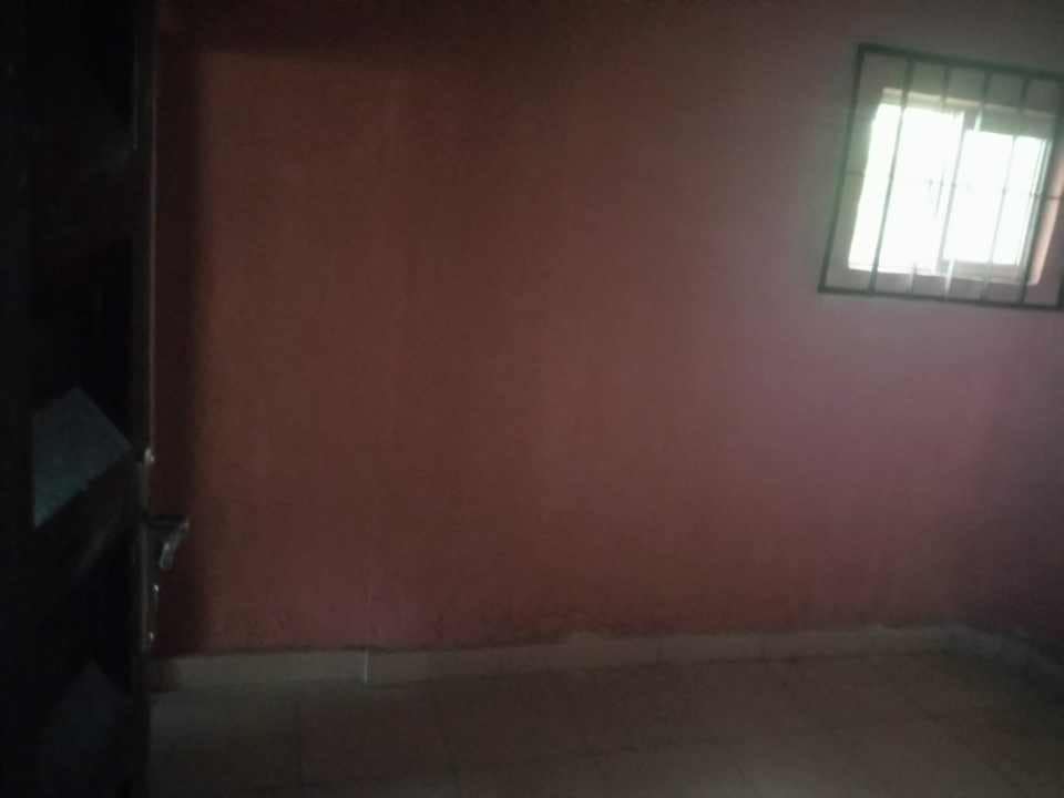 One bedroom flat to Let in Uyo, Akwa Ibom State