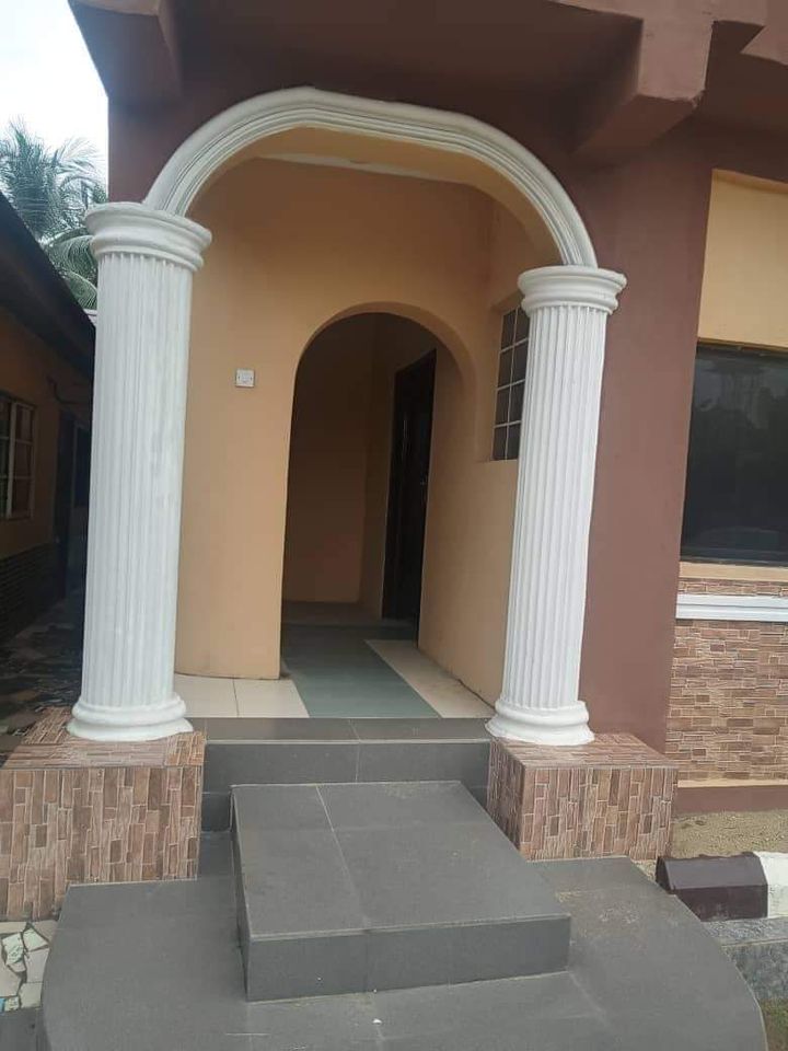 3 bedroom flat available for rent @ Ewet Housing Estate up to B-line, Uyo