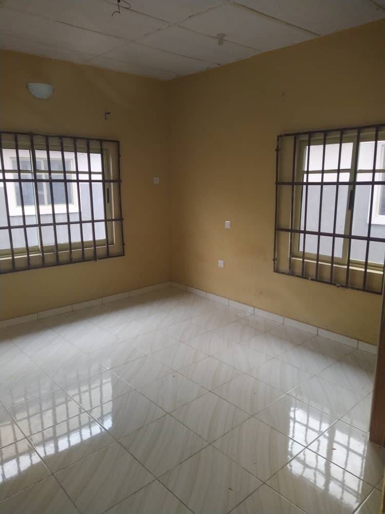 2BEDROOM FLAT TO LET AT SHELTER EXTENSION UYO