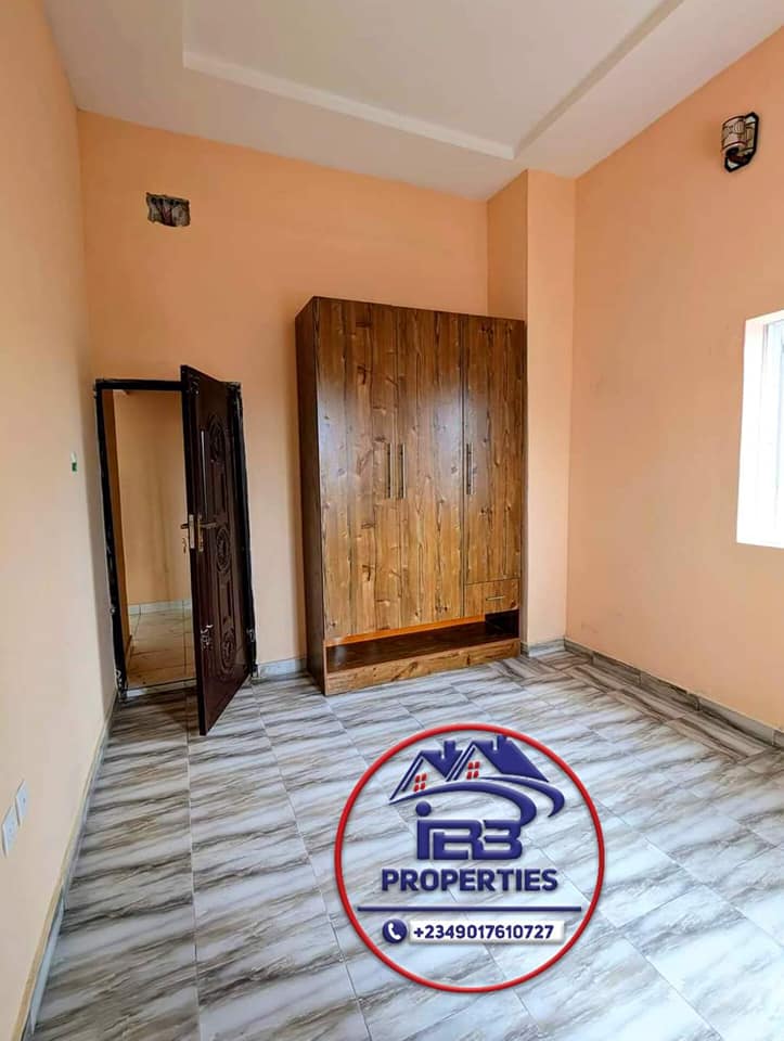 STANDARD ONE BEDROOM APARTMENT TO LET OFF ORON ROAD, UYO